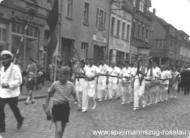 Roßlau 1960 - Heimat- und Schifferfest In der Hauptstraße vor dem KONSUM-Kaufhaus
